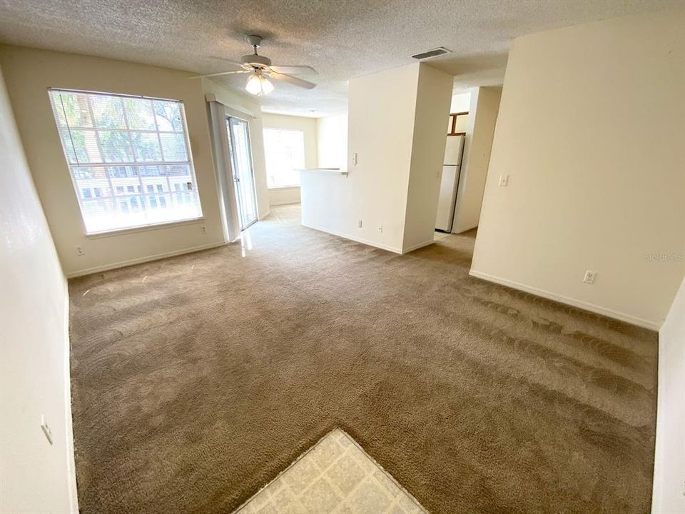 For Sale: $119,000 (1 beds, 1 baths, 673 Square Feet)