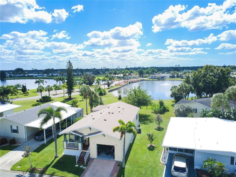 На продажу: $239,000 (2 спален, 2 ванн, 1286 Квадратных фут)