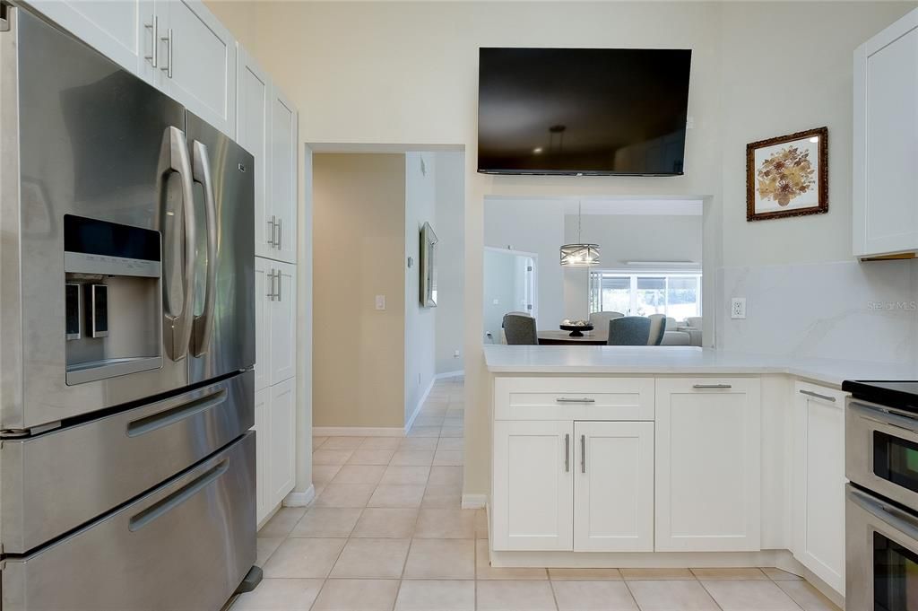 En Venta: $589,000 (3 camas, 2 baños, 3009 Pies cuadrados)