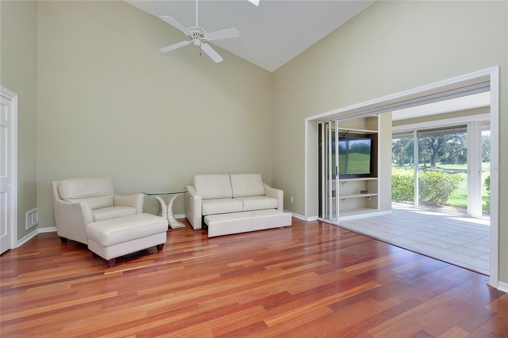 En Venta: $589,000 (3 camas, 2 baños, 3009 Pies cuadrados)