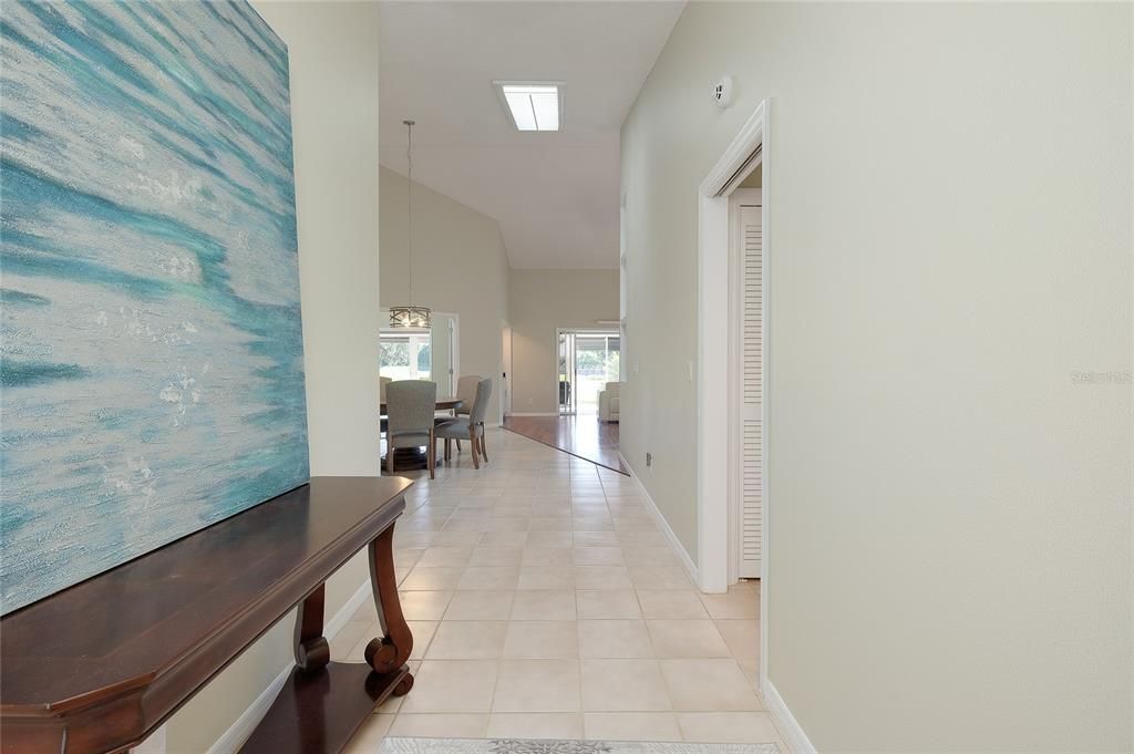 En Venta: $589,000 (3 camas, 2 baños, 3009 Pies cuadrados)