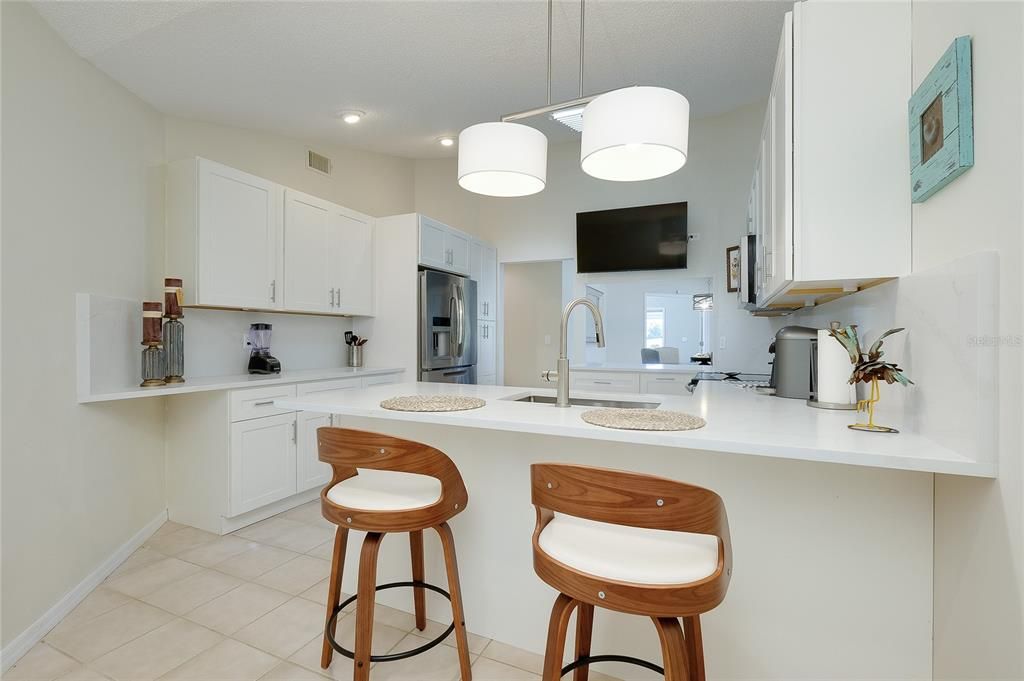 En Venta: $589,000 (3 camas, 2 baños, 3009 Pies cuadrados)