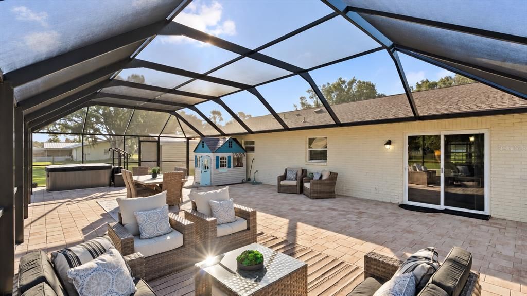 For Sale: $750,000 (4 beds, 2 baths, 2040 Square Feet)