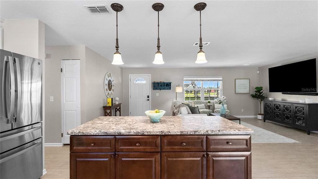 For Sale: $750,000 (4 beds, 2 baths, 2040 Square Feet)