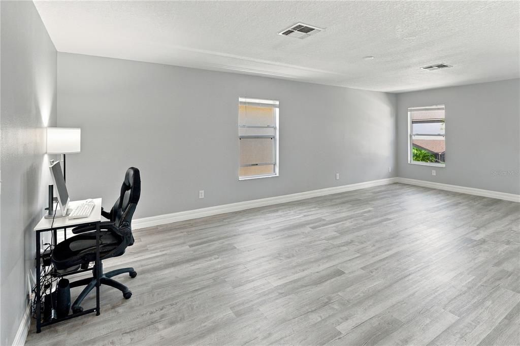 For Sale: $639,900 (5 beds, 4 baths, 2840 Square Feet)