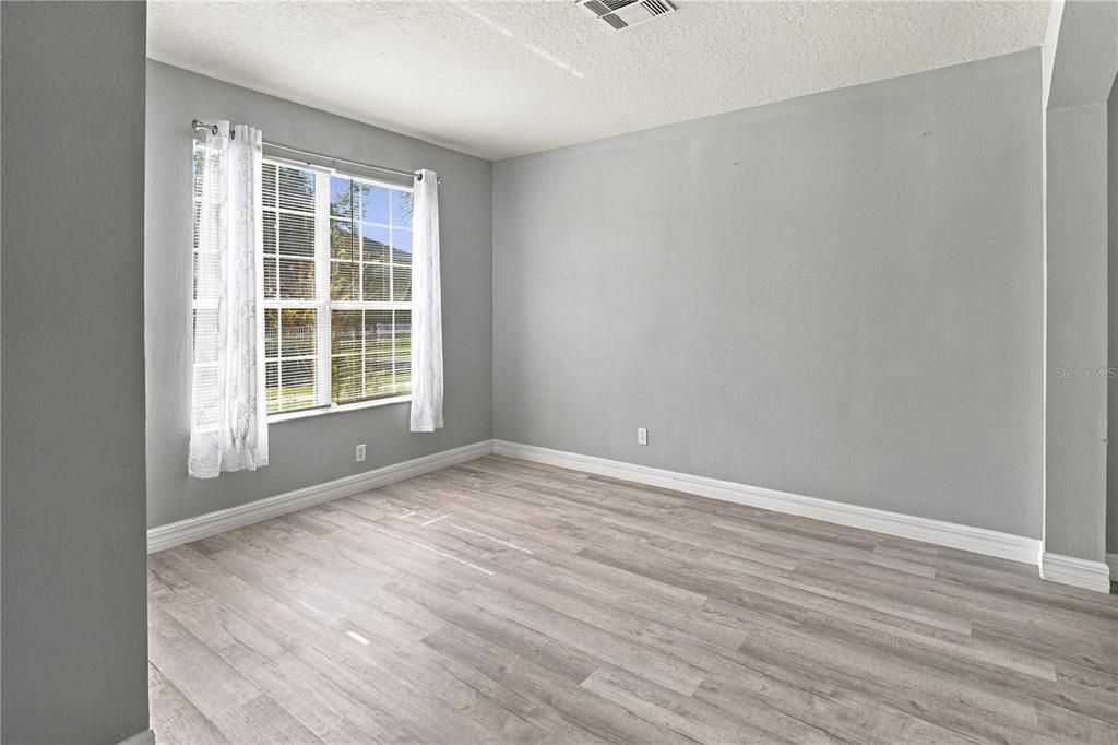 For Sale: $639,900 (5 beds, 4 baths, 2840 Square Feet)