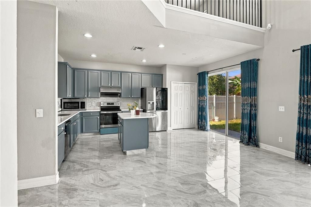 For Sale: $639,900 (5 beds, 4 baths, 2840 Square Feet)