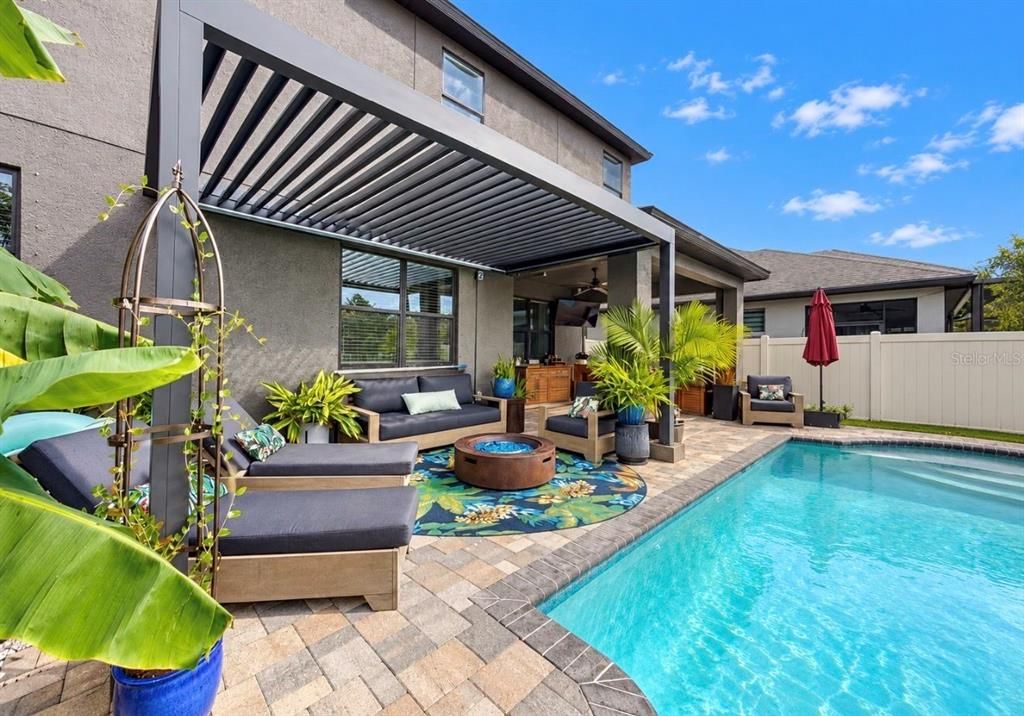 For Sale: $649,900 (4 beds, 4 baths, 3316 Square Feet)