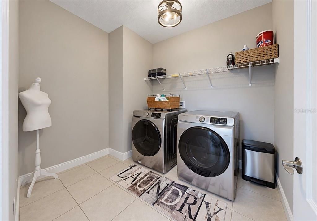 For Sale: $649,900 (4 beds, 4 baths, 3316 Square Feet)