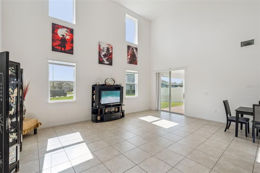 На продажу: $479,999 (4 спален, 3 ванн, 3021 Квадратных фут)