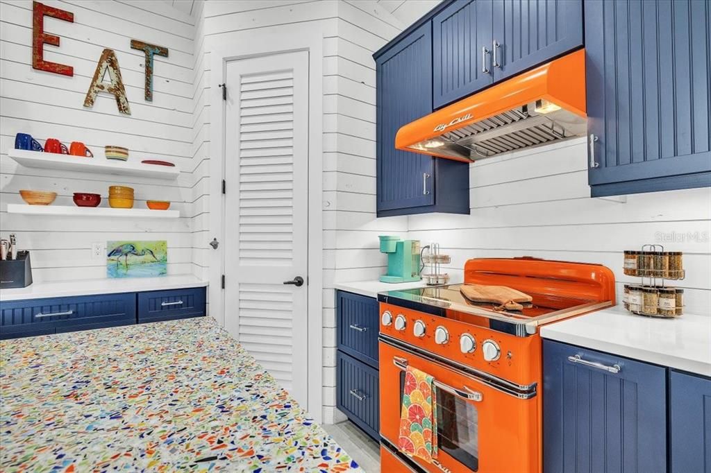 En Venta: $599,000 (3 camas, 2 baños, 1578 Pies cuadrados)