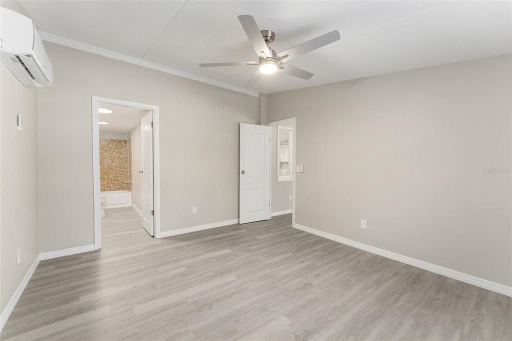 For Sale: $160,000 (3 beds, 2 baths, 1080 Square Feet)