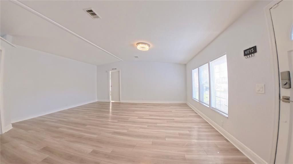 En Venta: $259,900 (3 camas, 2 baños, 1512 Pies cuadrados)