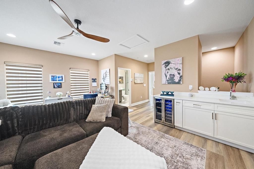 For Sale: $1,625,000 (4 beds, 5 baths, 3246 Square Feet)