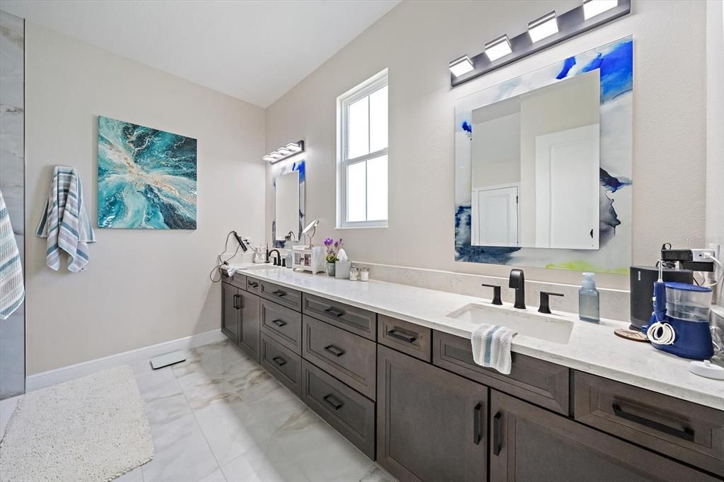 For Sale: $1,625,000 (4 beds, 5 baths, 3246 Square Feet)