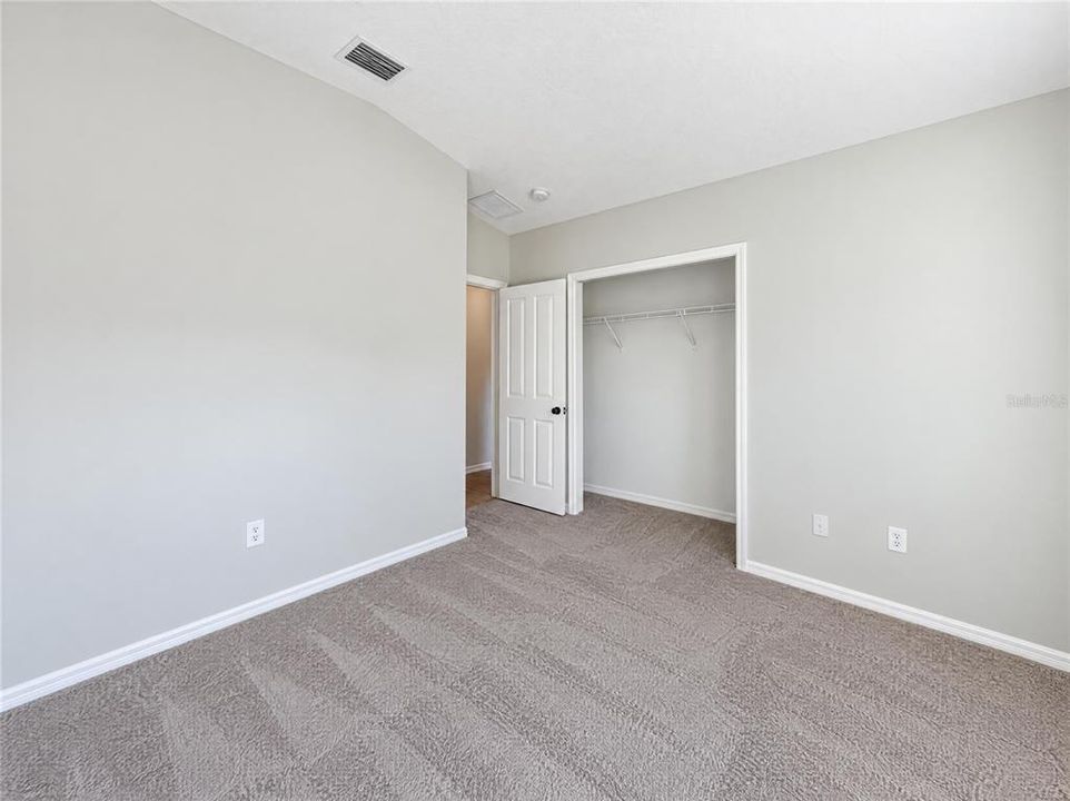 En Venta: $377,000 (4 camas, 2 baños, 2075 Pies cuadrados)