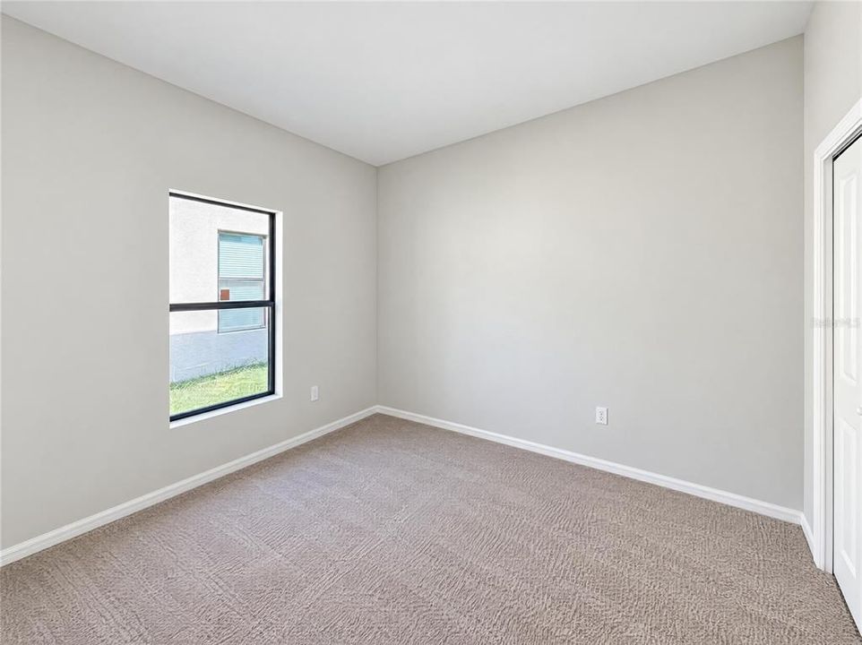 En Venta: $377,000 (4 camas, 2 baños, 2075 Pies cuadrados)