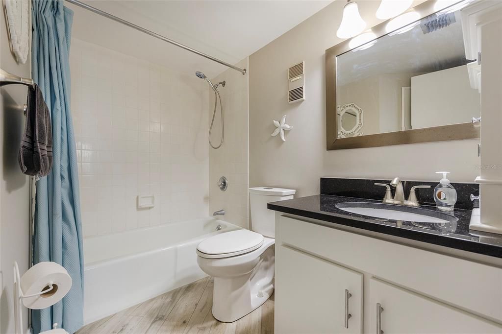 En Venta: $249,900 (2 camas, 2 baños, 1013 Pies cuadrados)