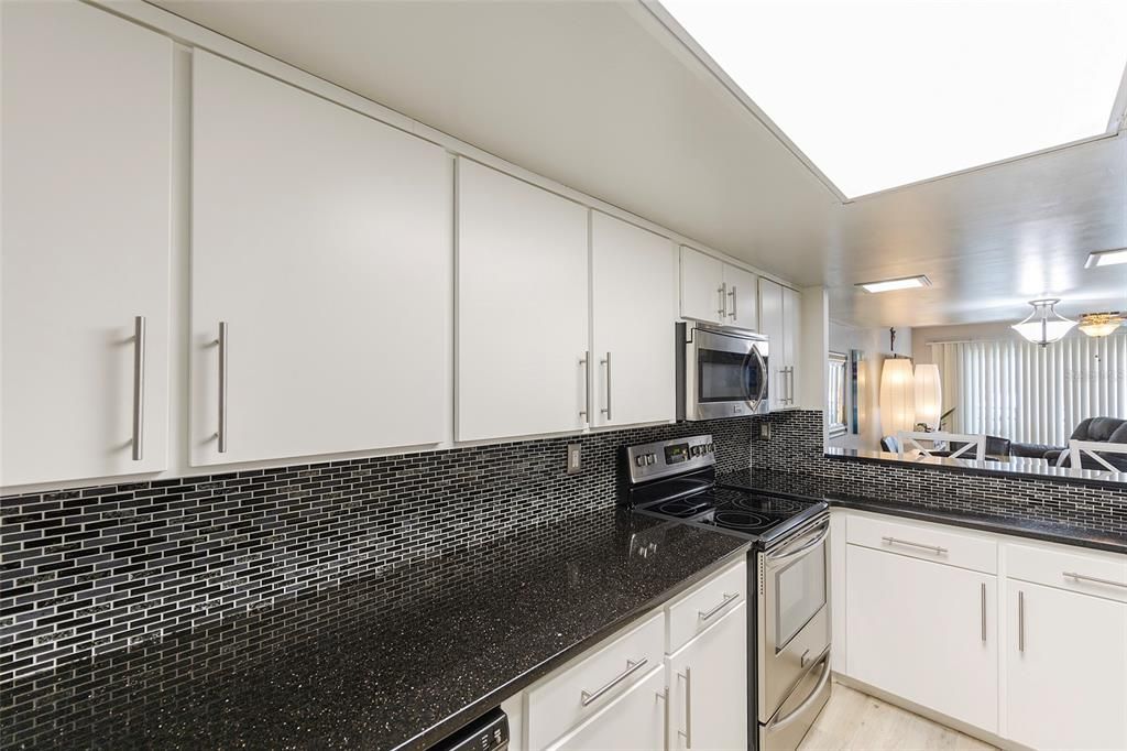 En Venta: $249,900 (2 camas, 2 baños, 1013 Pies cuadrados)
