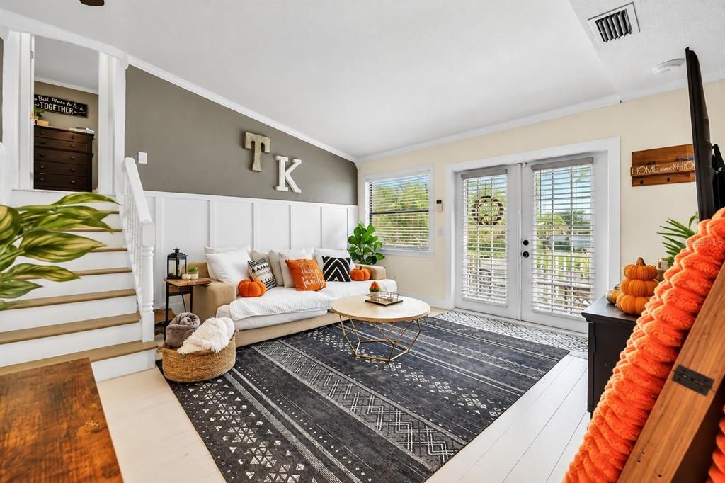 En Venta: $295,000 (3 camas, 2 baños, 1176 Pies cuadrados)