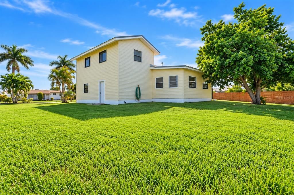 En Venta: $295,000 (3 camas, 2 baños, 1176 Pies cuadrados)