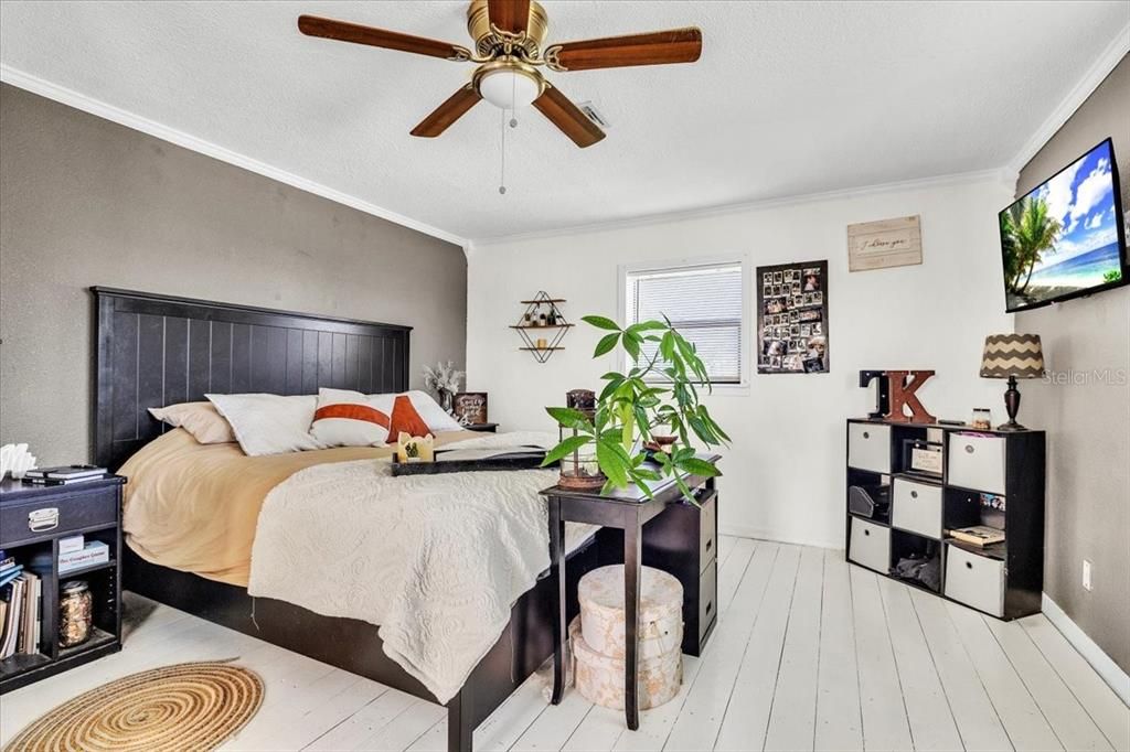 En Venta: $295,000 (3 camas, 2 baños, 1176 Pies cuadrados)