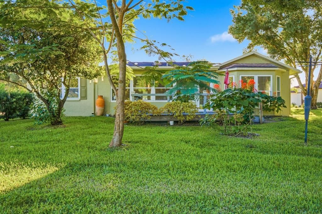 For Sale: $475,000 (3 beds, 2 baths, 2086 Square Feet)