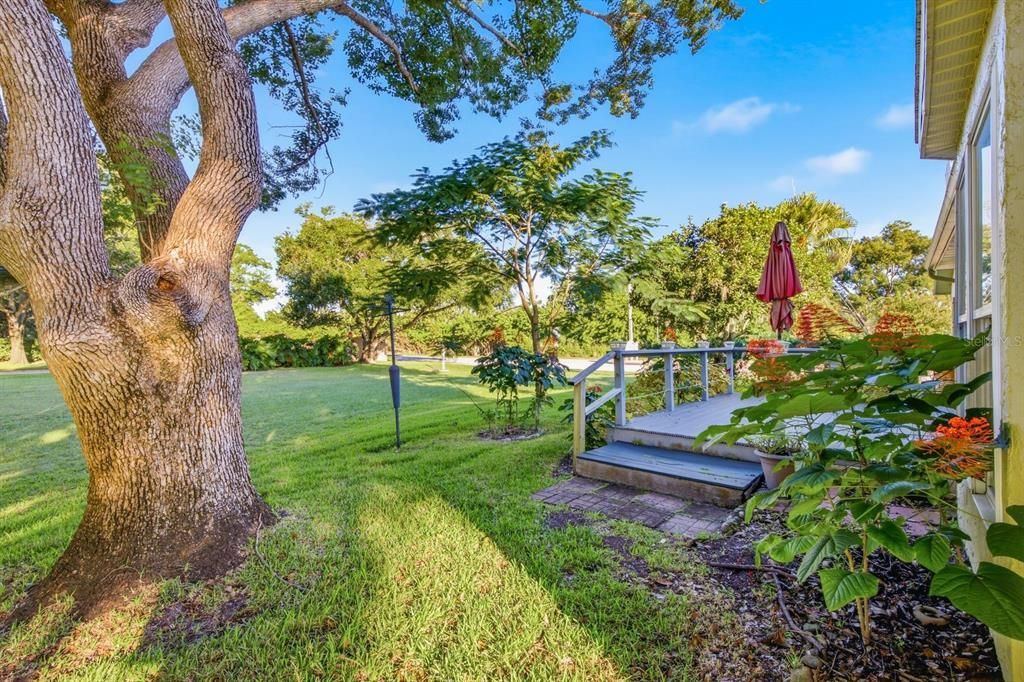 For Sale: $475,000 (3 beds, 2 baths, 2086 Square Feet)