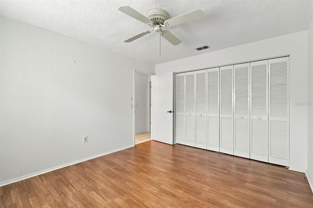 For Sale: $475,000 (3 beds, 2 baths, 2086 Square Feet)