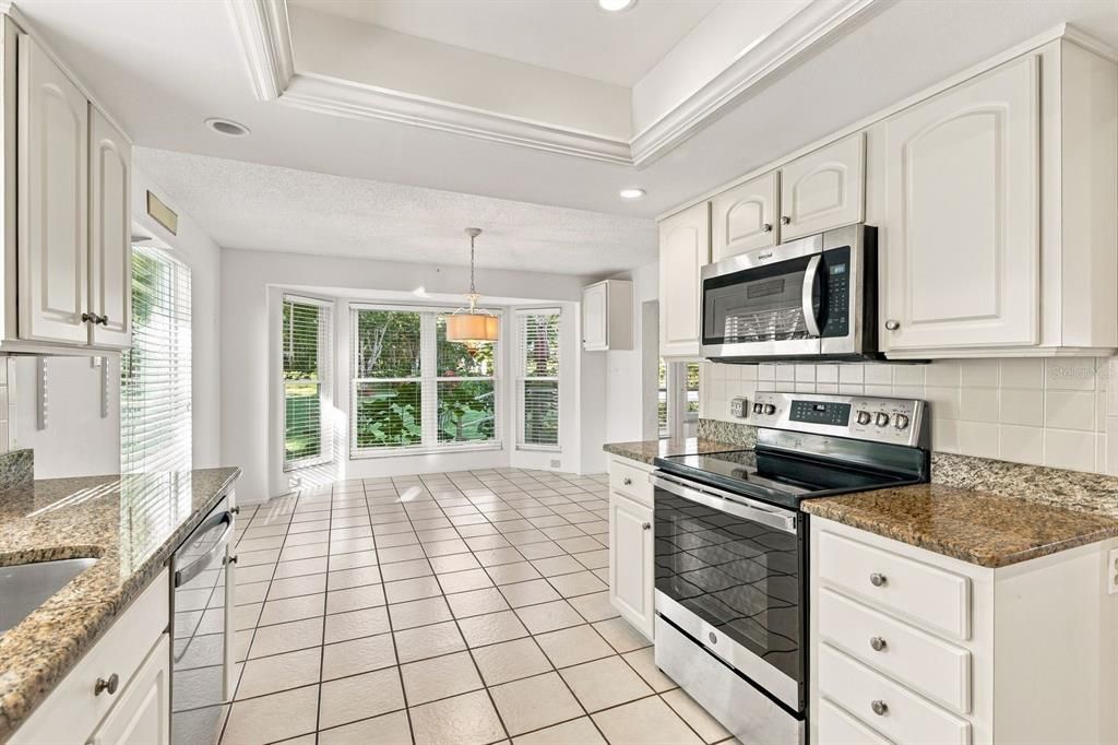 For Sale: $475,000 (3 beds, 2 baths, 2086 Square Feet)