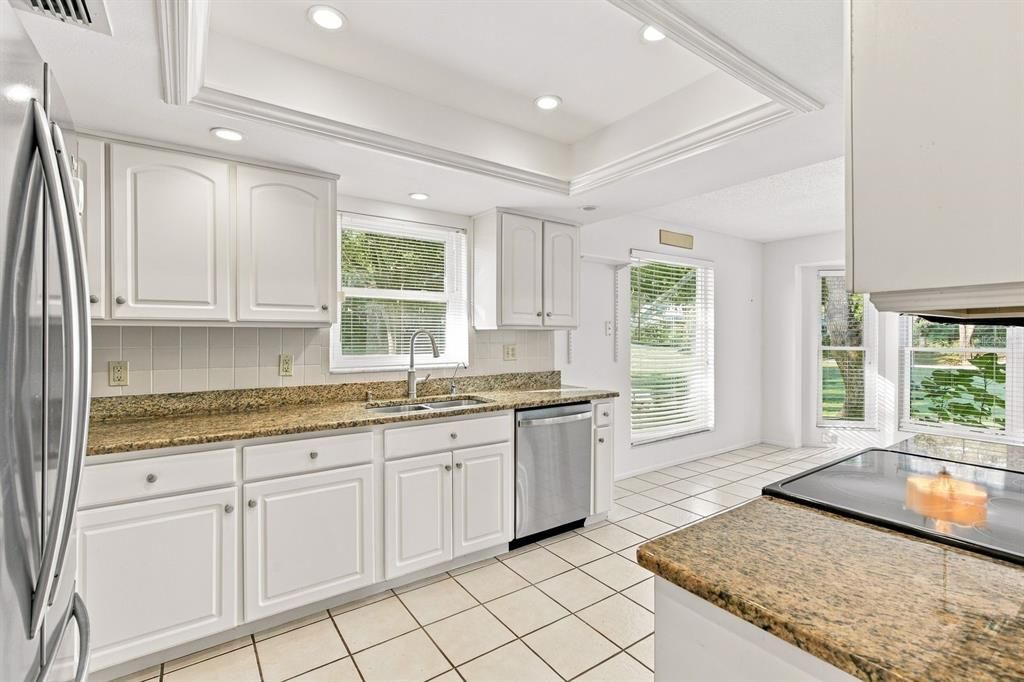 For Sale: $475,000 (3 beds, 2 baths, 2086 Square Feet)