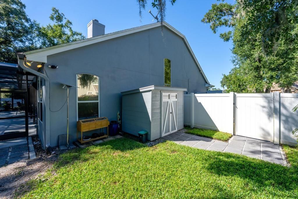 En Venta: $729,900 (4 camas, 2 baños, 2708 Pies cuadrados)