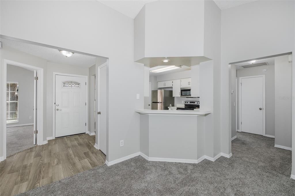 На продажу: $325,000 (3 спален, 2 ванн, 1288 Квадратных фут)
