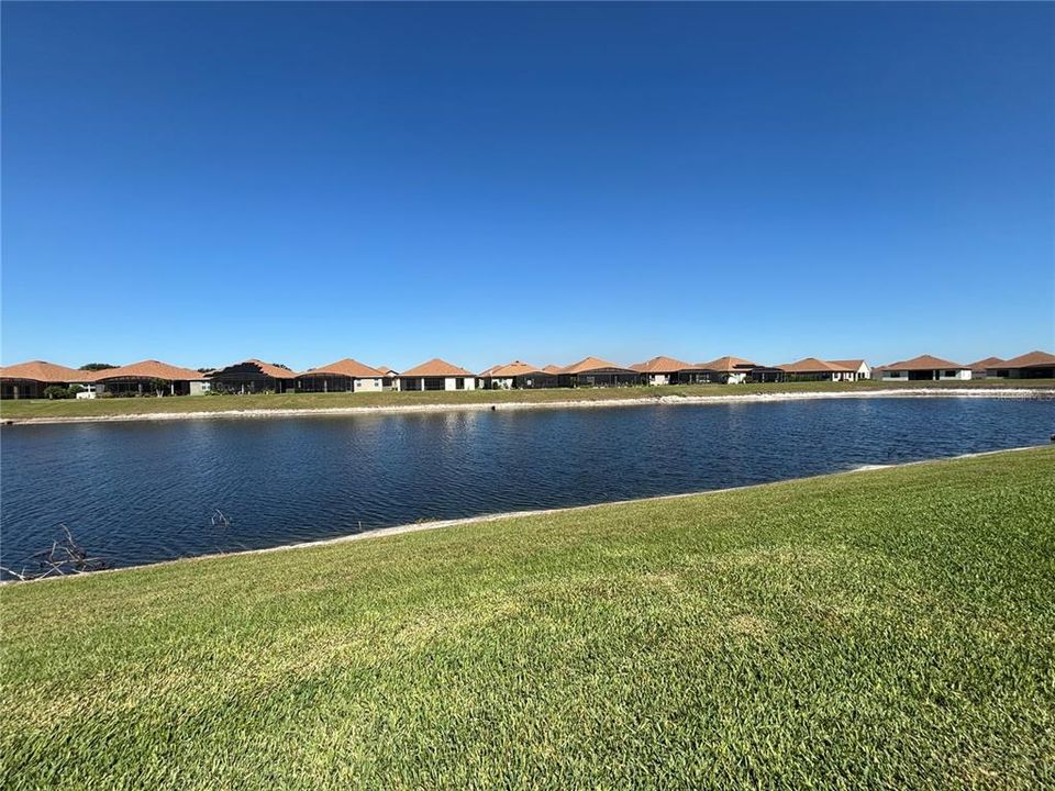 En Venta: $415,000 (3 camas, 2 baños, 2057 Pies cuadrados)