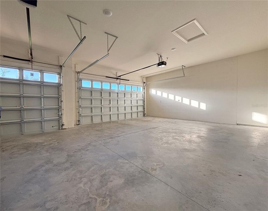 En Venta: $415,000 (3 camas, 2 baños, 2057 Pies cuadrados)