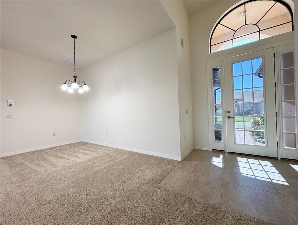 En Venta: $415,000 (3 camas, 2 baños, 2057 Pies cuadrados)