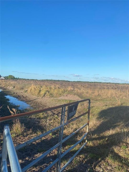 En Venta: $849,000 (40.00 acres)