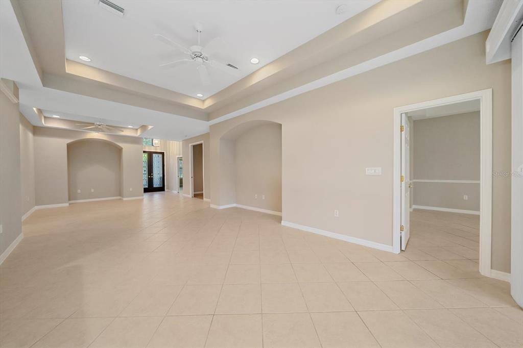 En Venta: $475,000 (3 camas, 2 baños, 1892 Pies cuadrados)
