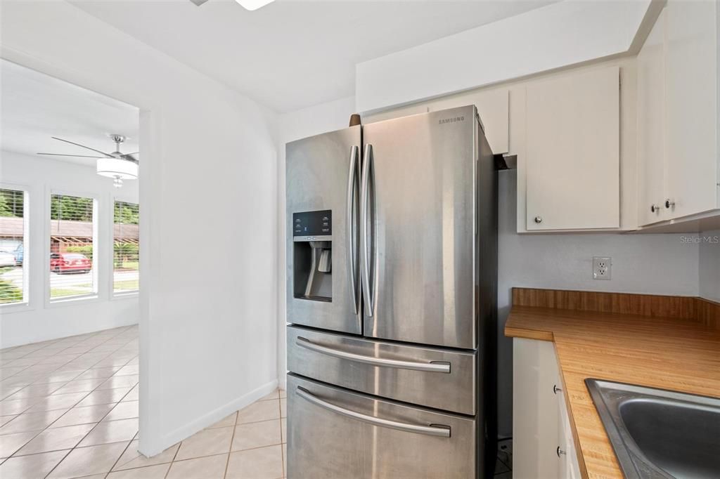 For Sale: $349,500 (4 beds, 2 baths, 2132 Square Feet)
