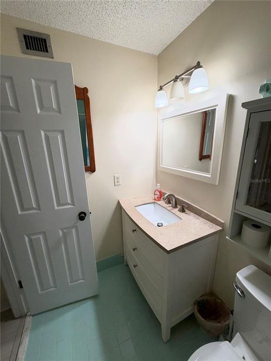 En Venta: $140,000 (2 camas, 2 baños, 1036 Pies cuadrados)