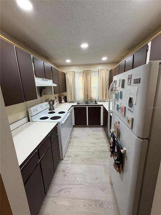 En Venta: $140,000 (2 camas, 2 baños, 1036 Pies cuadrados)