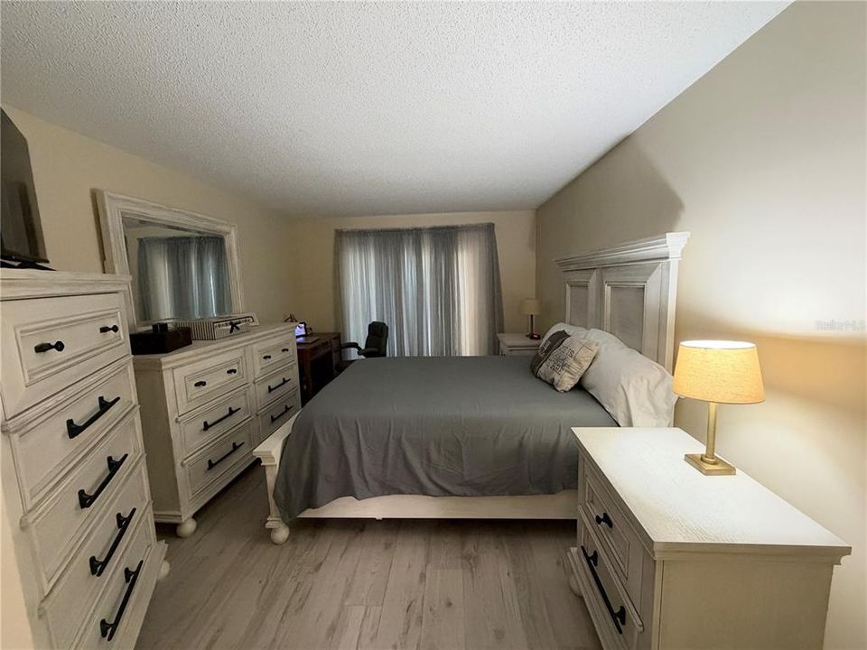 En Venta: $140,000 (2 camas, 2 baños, 1036 Pies cuadrados)
