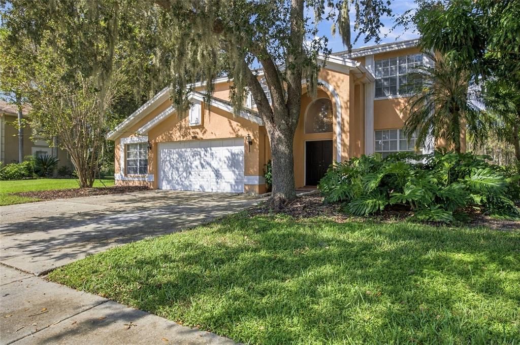 For Sale: $690,000 (5 beds, 4 baths, 3760 Square Feet)