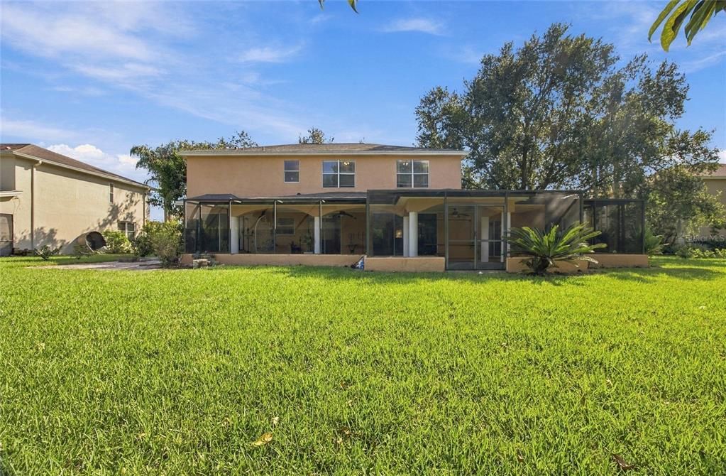 For Sale: $690,000 (5 beds, 4 baths, 3760 Square Feet)