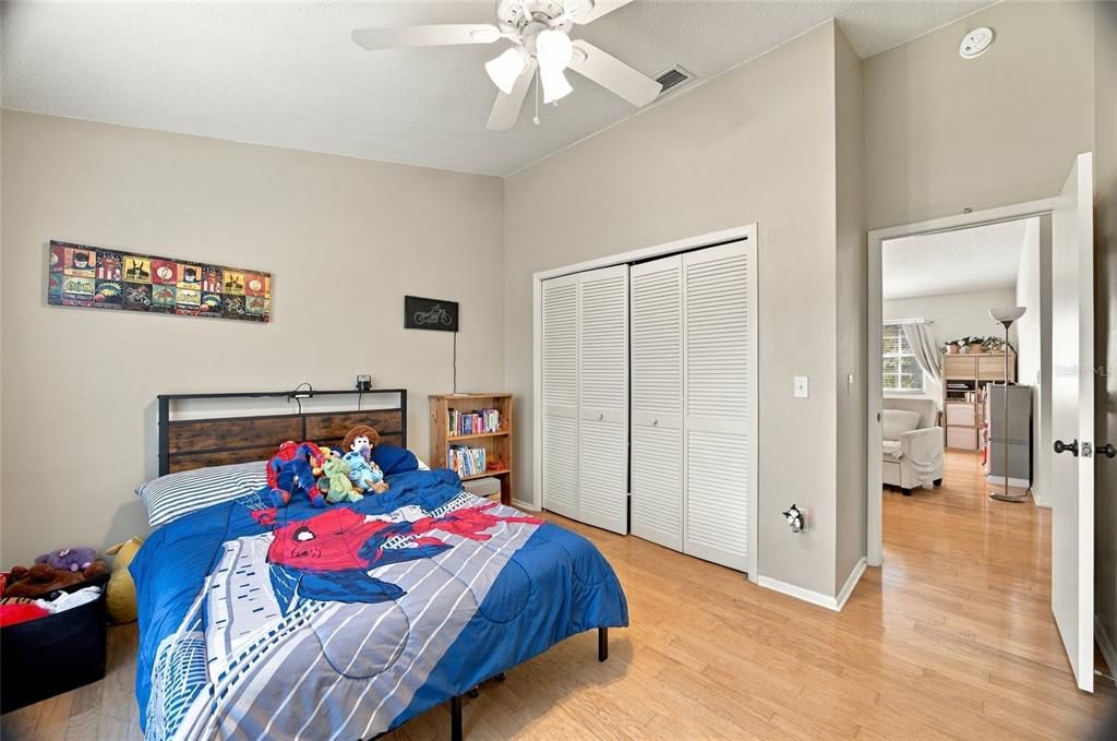 For Sale: $690,000 (5 beds, 4 baths, 3760 Square Feet)