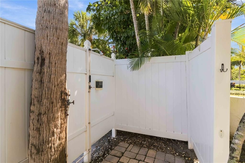 En Venta: $196,500 (2 camas, 2 baños, 1185 Pies cuadrados)