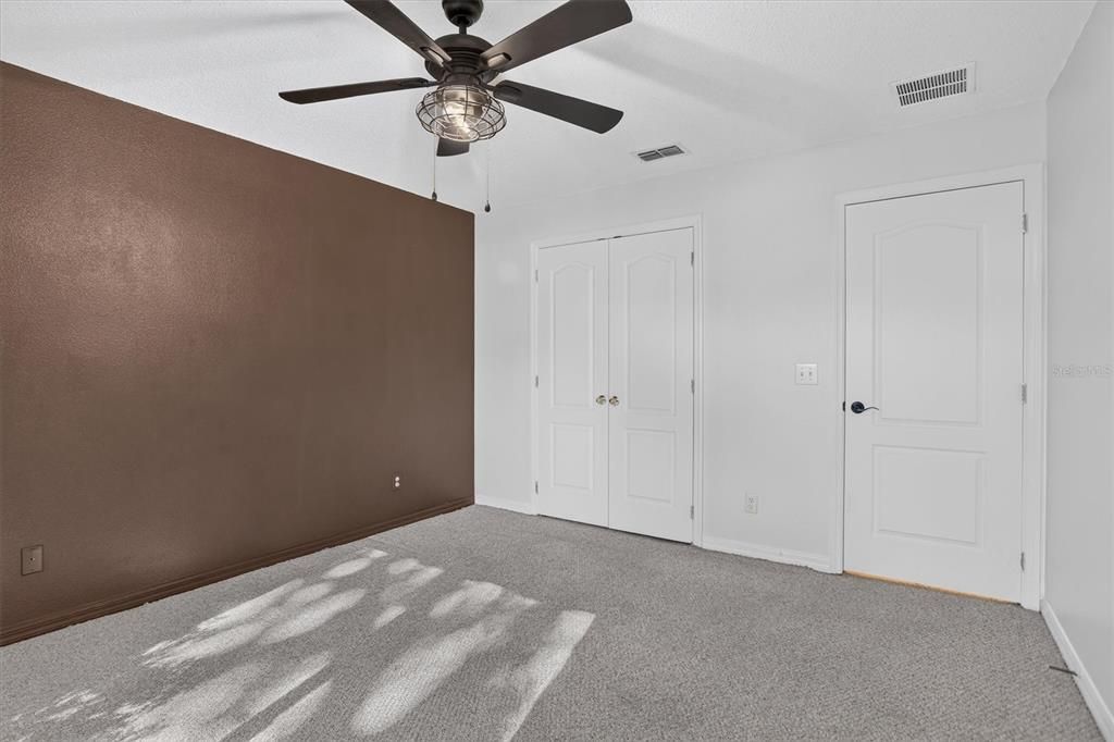 En Venta: $530,000 (4 camas, 3 baños, 3009 Pies cuadrados)