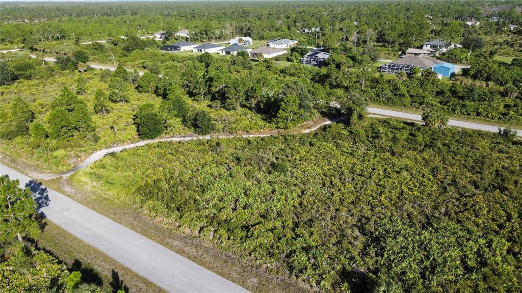 На продажу: $14,000 (0.23 acres)