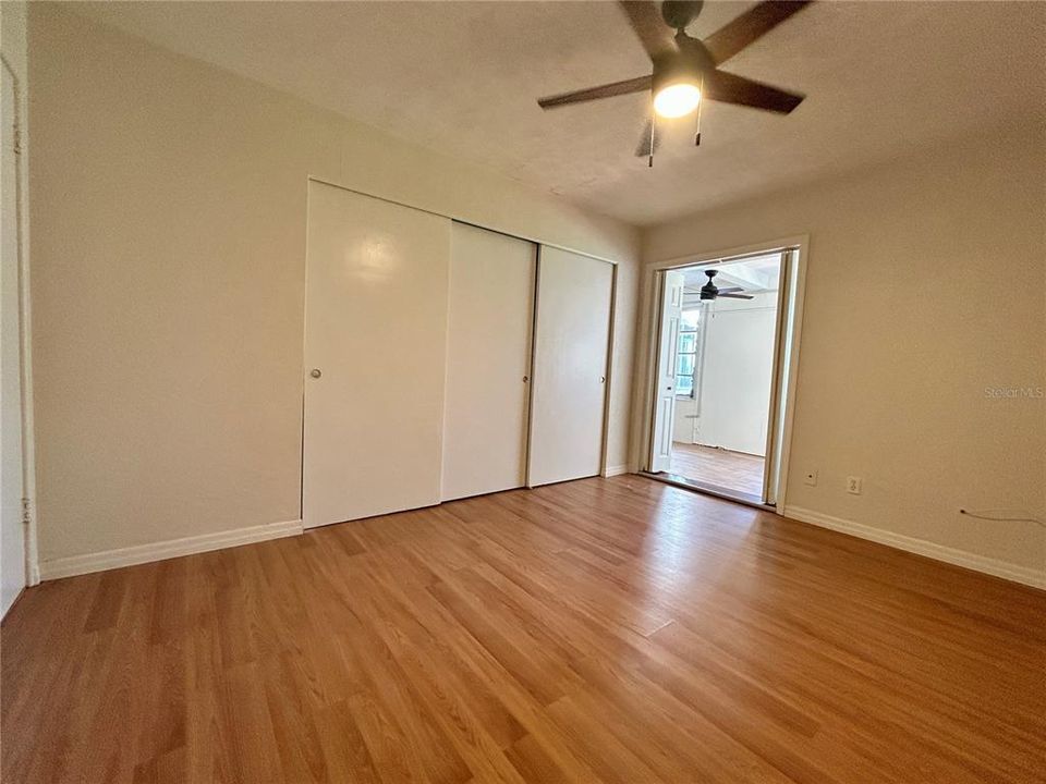 For Sale: $110,000 (2 beds, 1 baths, 1100 Square Feet)