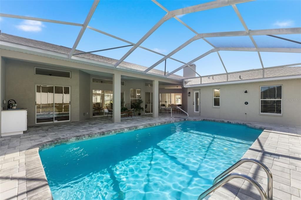 En Venta: $499,900 (5 camas, 3 baños, 2494 Pies cuadrados)